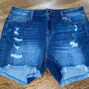 Ladies Plus Size Cello Distressed Denim Shorts ❤️ NWT